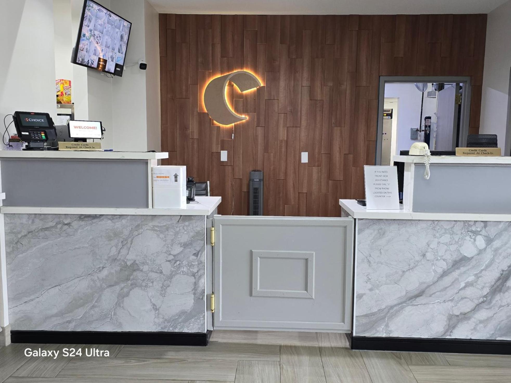 Hotel Comfort &