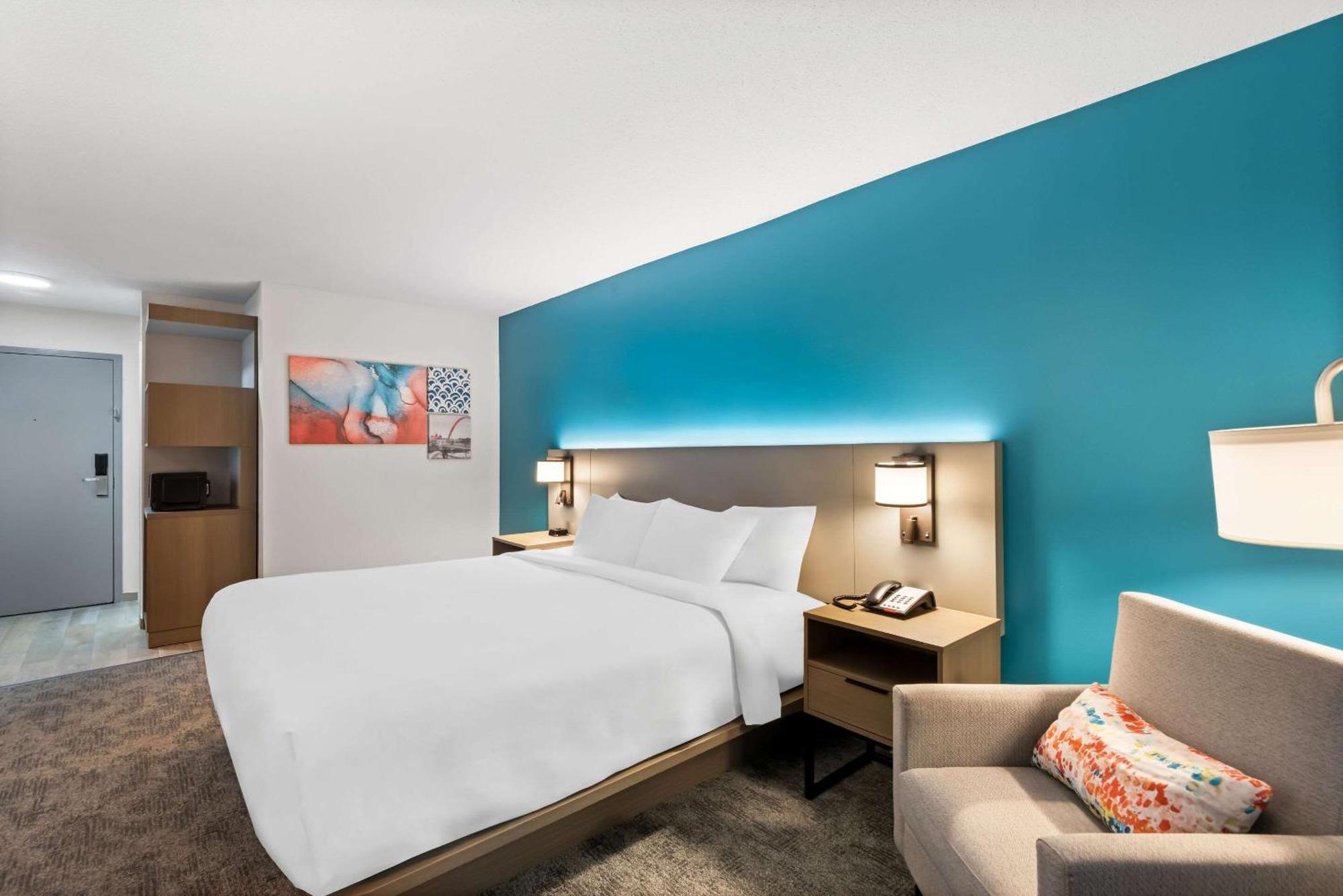 Hotel Comfort &
